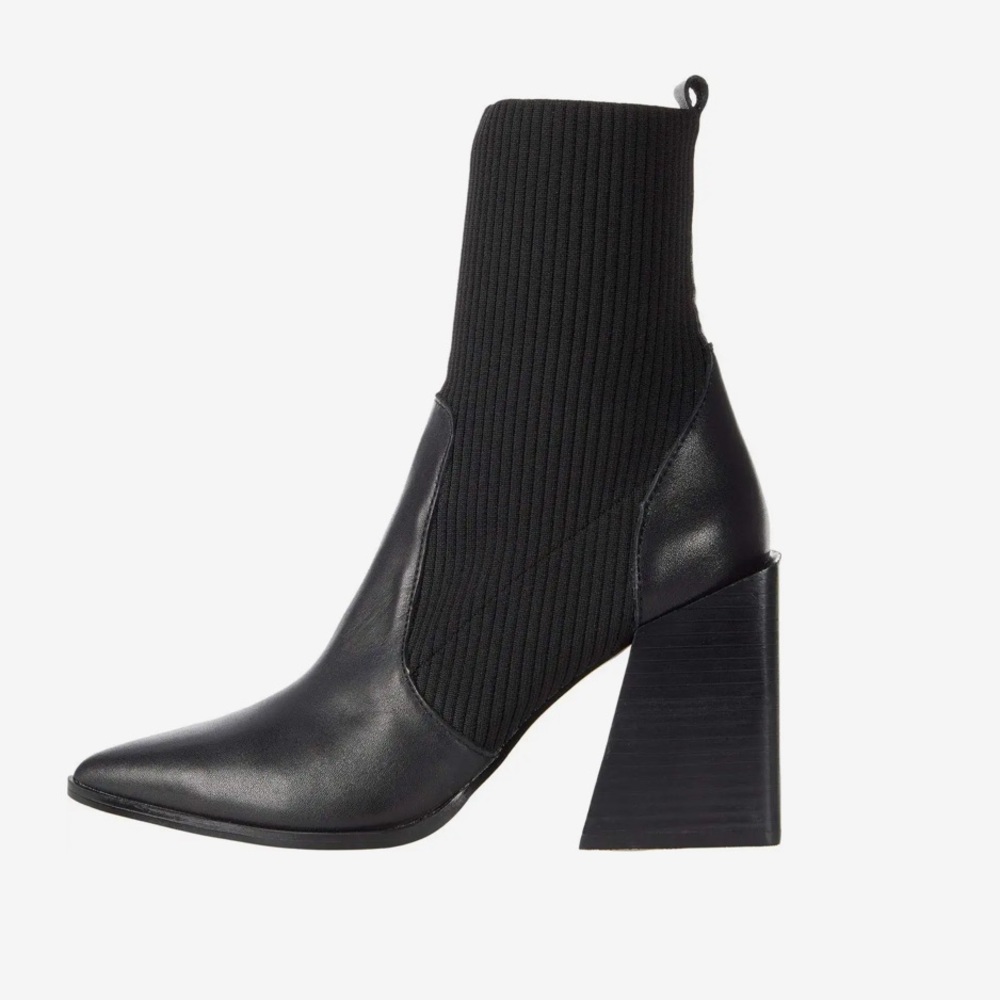 Steve Madden Tackle Bootie Size 5